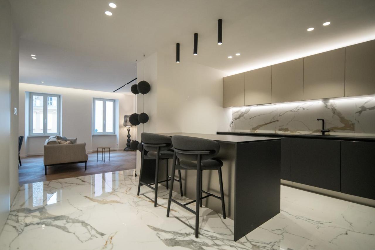 Luxury Apartment Contesa Rovinj Bagian luar foto
